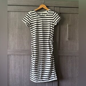 Old Navy Black and White Maternity Cotton Dresss